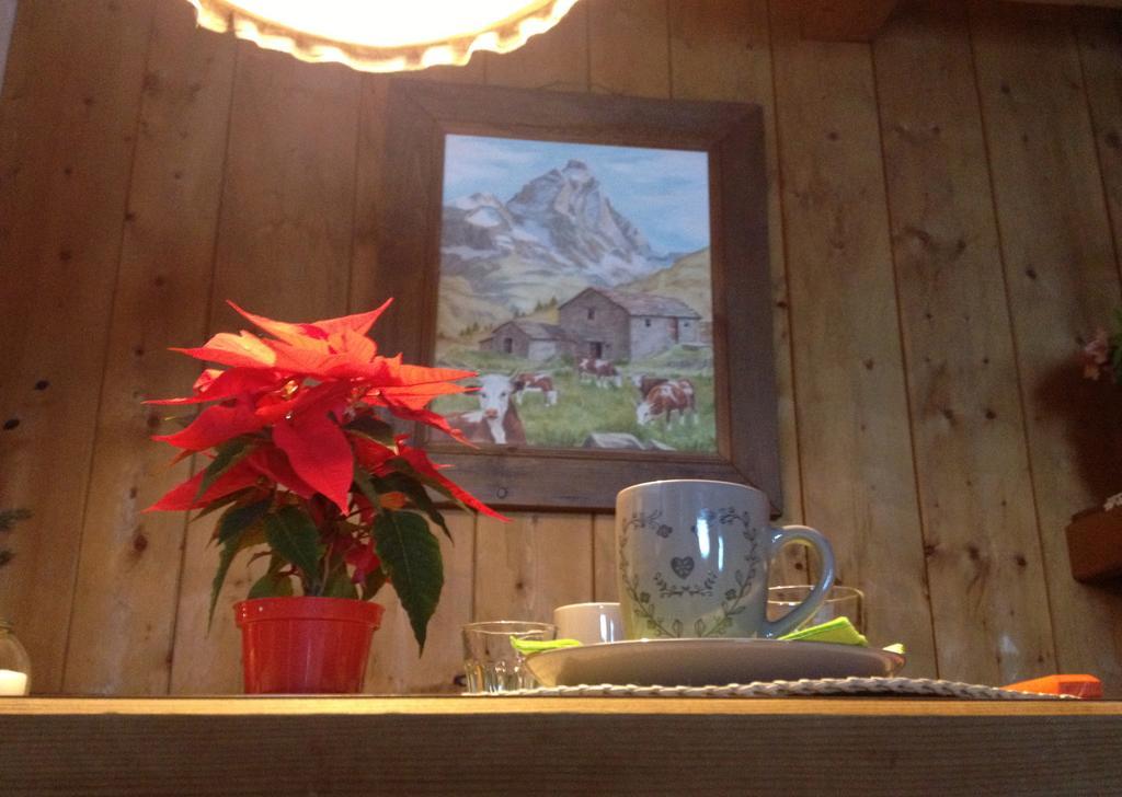 Hotel Meuble Gorret Breuil-Cervinia Exteriér fotografie